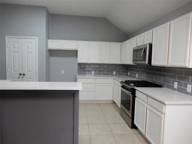 Photo - 1119 Nogales Bend Dr