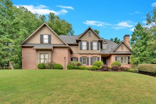 Building Photo - Spacious 7BR House in Powder Springs