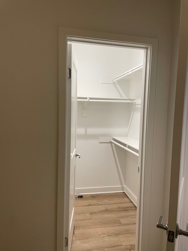walk in closet