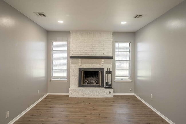 Photo - 3 Bedroom Broken Arrow Home, Available for an immediate move in!