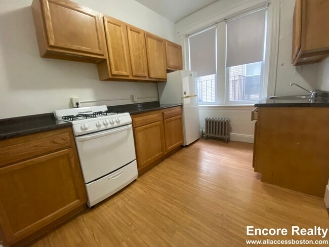 Photo - 1800 Commonwealth Ave Unit 27