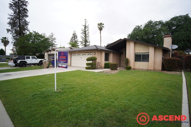 Darling Home in Campus Park Area! - Darling Home in Campus Park Area!