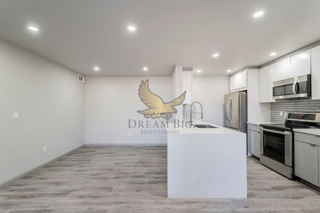 Photo - 8101 W Flamingo Rd