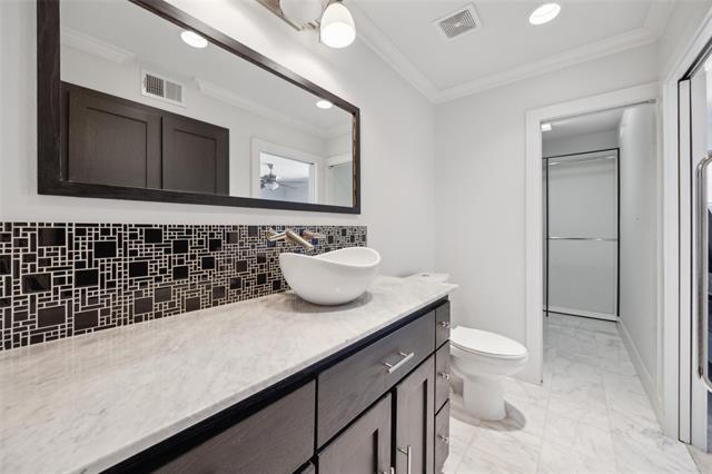 Photo - 4021 Cole Ave Unidad 208