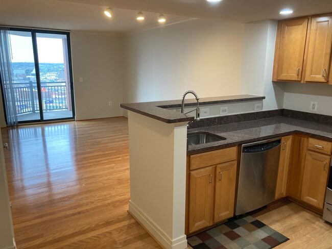Photo - 414 Water St Unidad Apt 2710