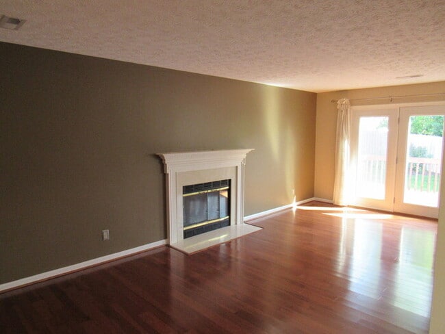 Photo - 3-Bedroom Cedar Bluff home available November 2024