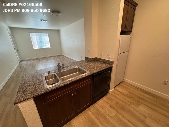 Photo - Irvine 1 Bedroom Condo