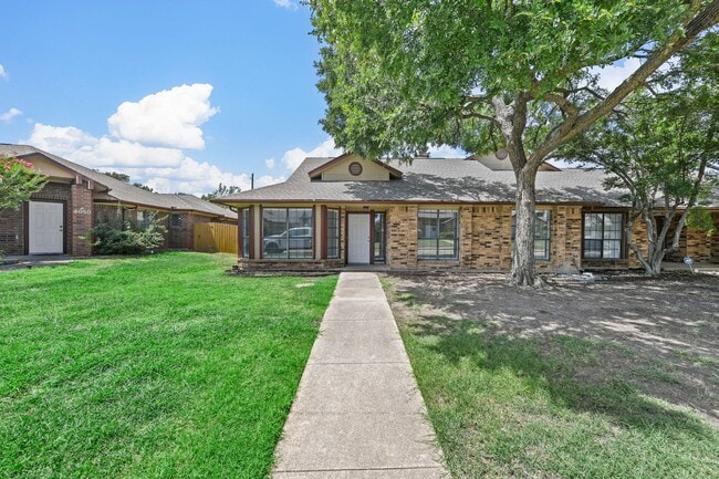 Building Photo - 4046 St Christopher Ln Unit 4048 Rental