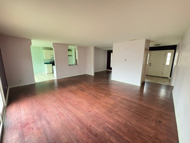 Photo - 6N 730 Manor Rd