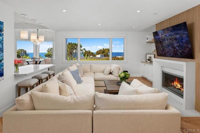 Photo - 555 Amphitheatre Dr