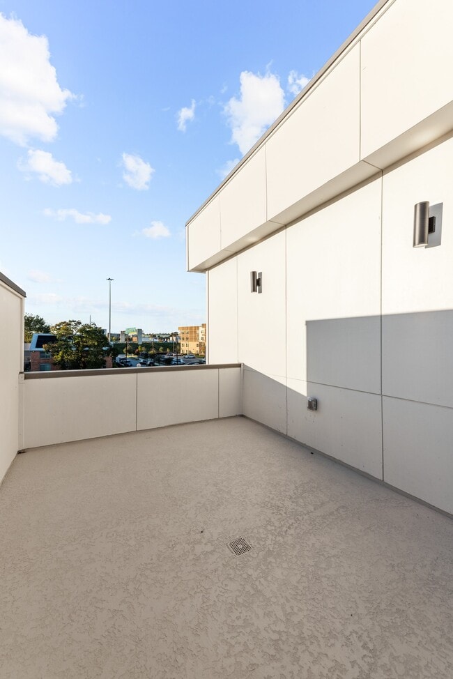 Photo - 2314 Barbee St