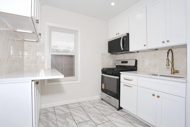 Photo - 31 Rea Ave Unit 31 Rea Ave