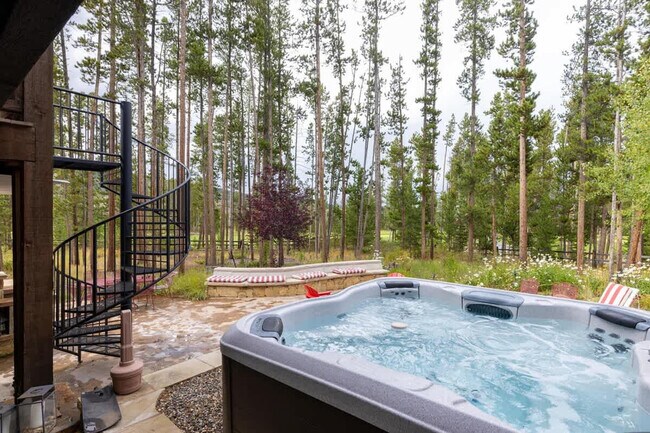 Photo - 195 Marks Ln Unit ID1387668P