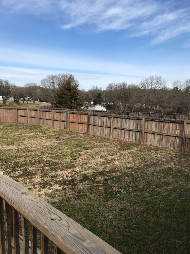 Photo - Newly Updated in Boiling Springs