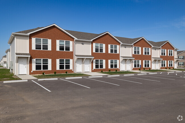 Falcon Place Townhomes - Falcon Place Townhomes