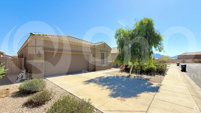 Building Photo - 3027 W Cottonwood Ln Rental
