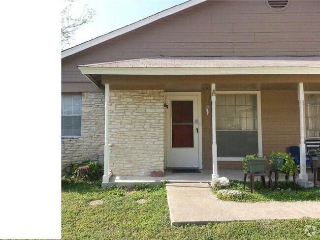 Building Photo - 9706 Eastwend Dr Rental