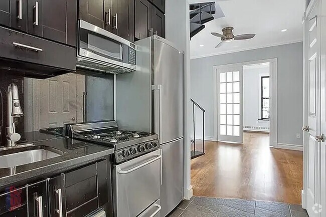 Building Photo - 219 E 28th St Unit 5C Rental