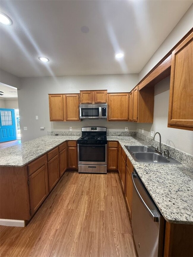 Photo - 623 N 7th St