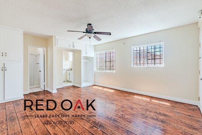 Building Photo - 1222 3/4-1224 W 109th Pl Unit 1222 3/4