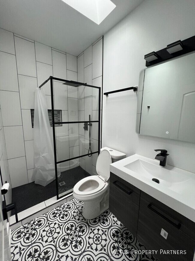 Photo - 6444 S Evans Ave Unit 2