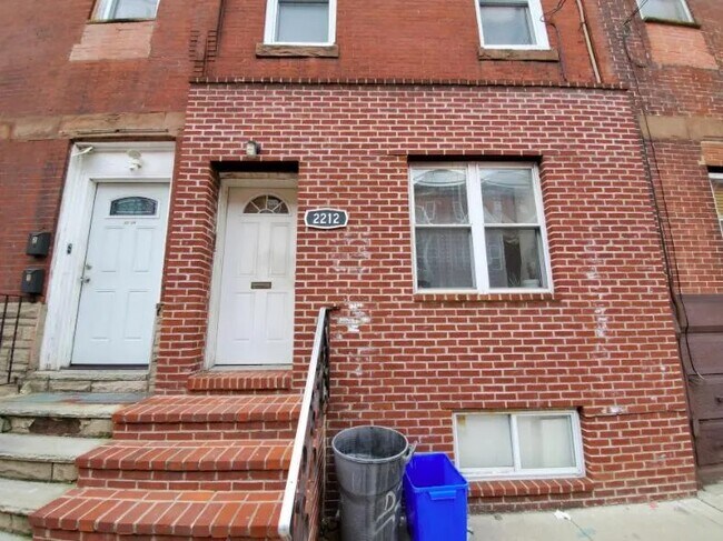 2212 S 15th St Unit 1st floor