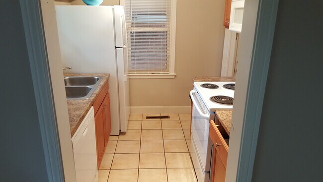 Photo - 13660 Manhattan St