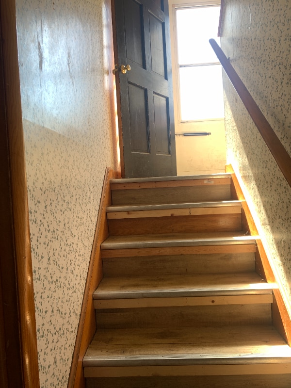 Photo - 102 Oakwood St Unit 1 Lower right
