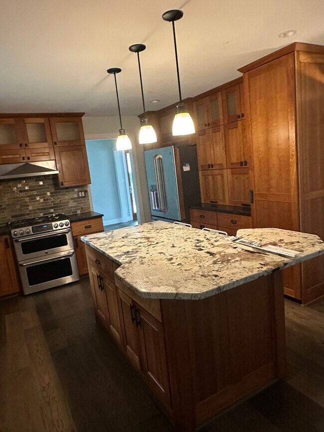 Photo - 1009 Stanford Dr