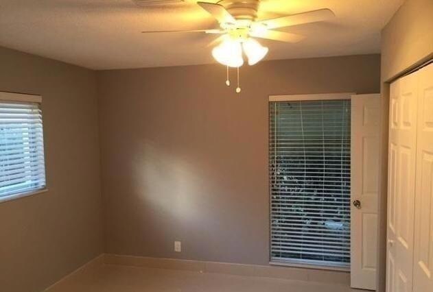 Photo - 704 NE 23rd Ave Unidad 2