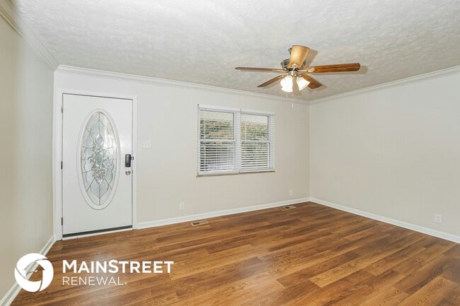 Photo - 1049 Roswell Rd