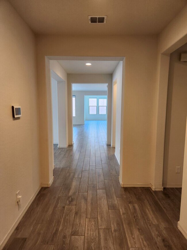 Photo - ALORAVITA 4 Bedroom 3.5 Bath