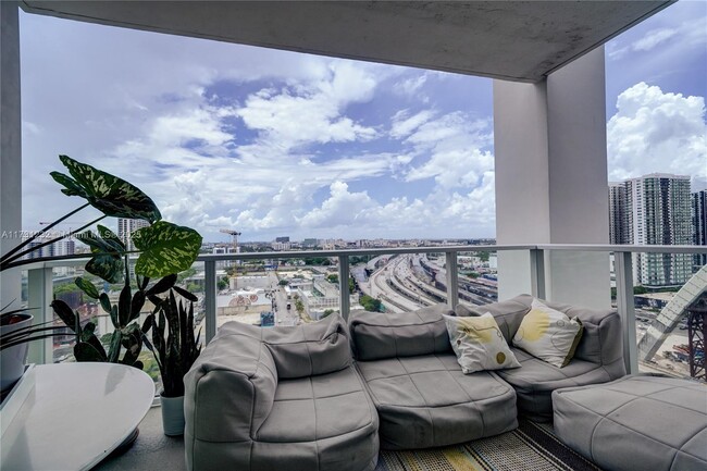 Photo - 1040 Biscayne Blvd Condo Unit 1606