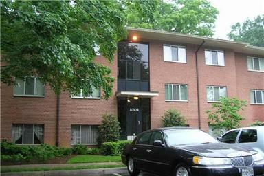 Photo - 10304 Rockville Pike (Rockville, MD)