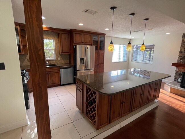 Photo - 1331 Queen Elaine Dr