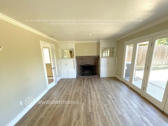 Photo - 2828 Tiffany W Way