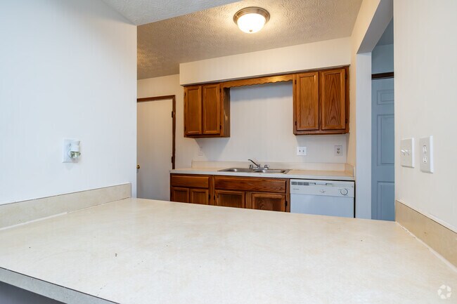 3BR, 2.5BA - 1,300SF - Kitchen - Jefferson Commons