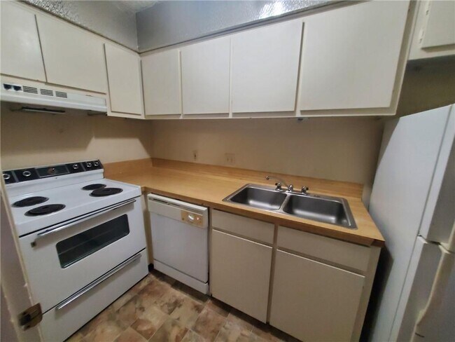 3000 Guadalupe St Unidad 305