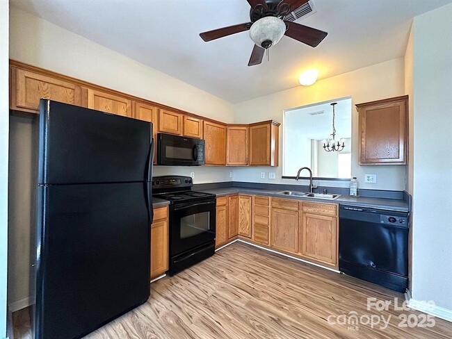 Photo - 15683 King Louis Ct