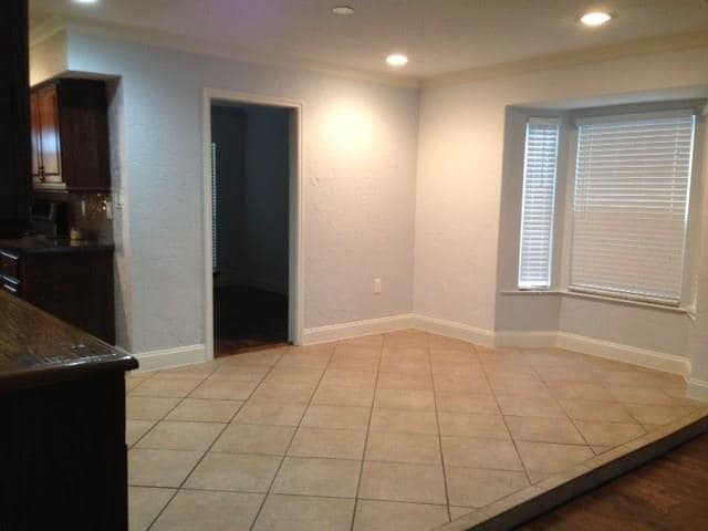 Photo - 4817 Roberts Dr