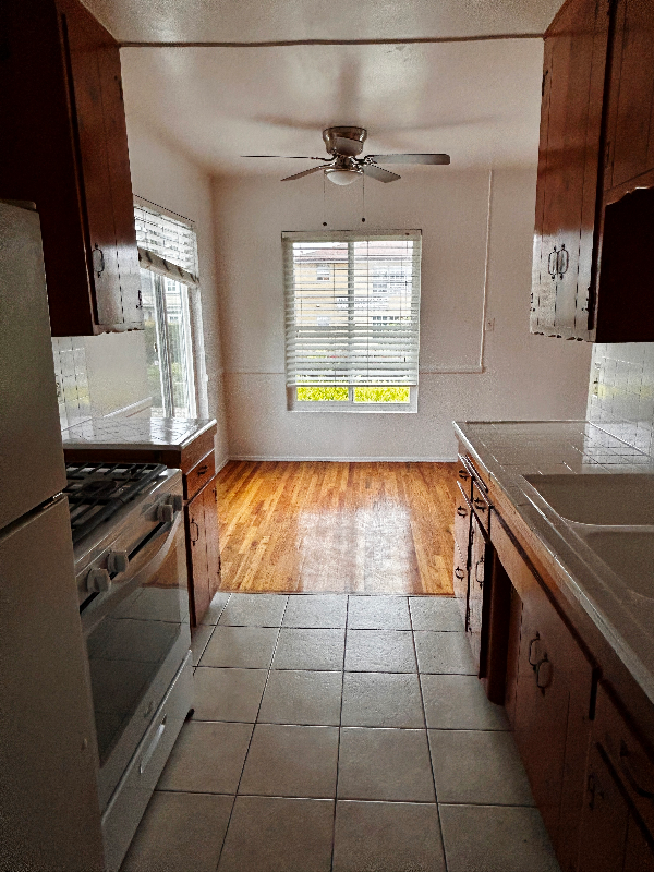 Photo - 4800 Beverly Blvd Apartamento Unidad 114