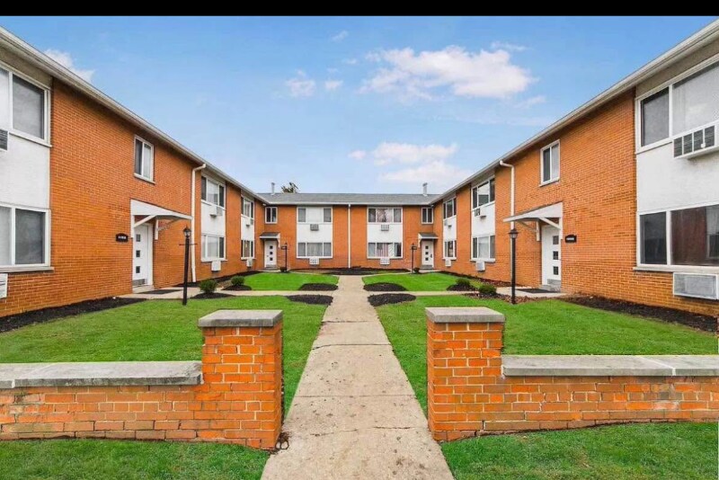 Photo - 3333 W Broad St Unit Apartment 19