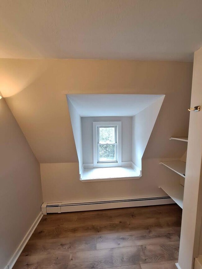 Photo - 200 Elm St