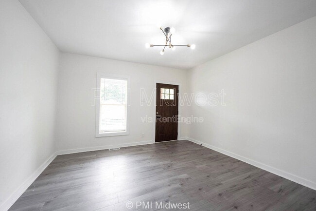 Photo - 426 N Bradley Ave