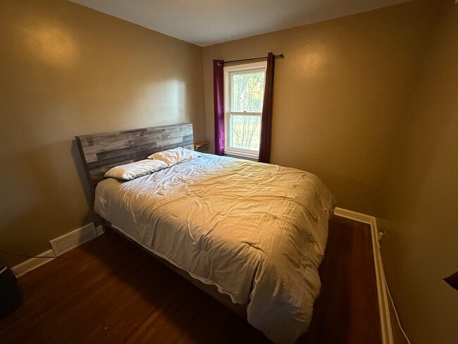 Photo - 414 15th St SW