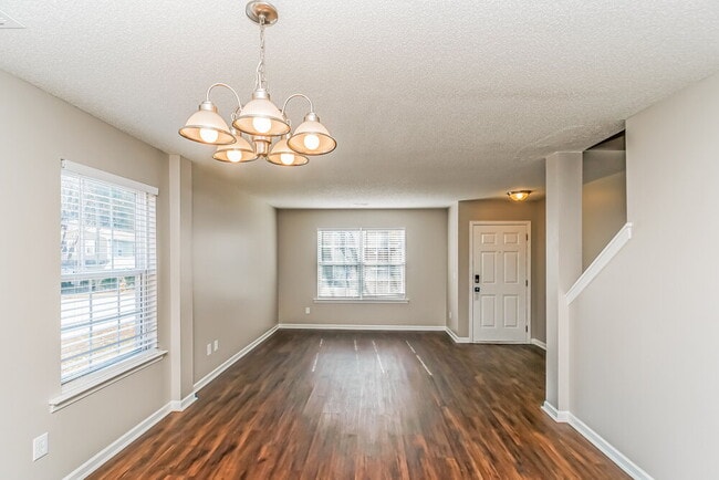 Photo - 5819 Finestra Way