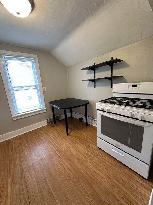 Photo - 1315 Morton St Unidad 1315 1/2 Morton