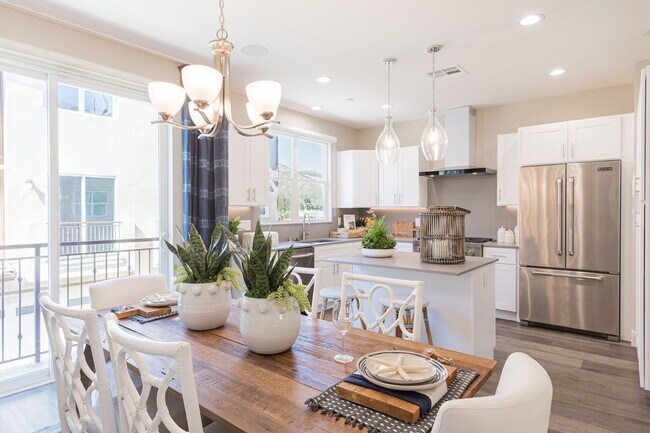 Photo - Paxton Calabasas