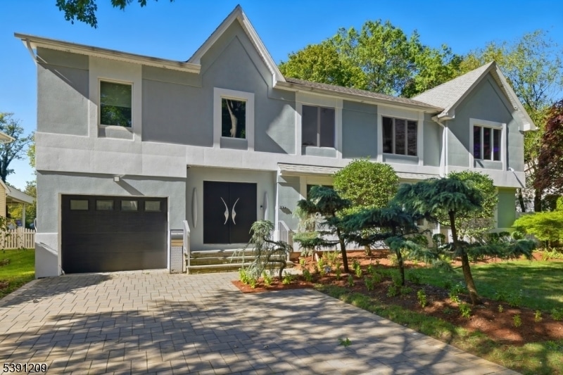 Photo - 827 Alden Rd