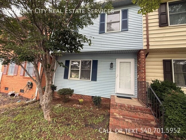 Photo - 811 Vine St